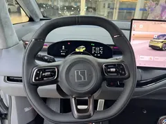 2025 Zeekr Mix Smart Driving, белый — фото 17