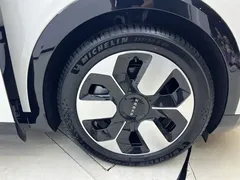 2025 Zeekr Mix Smart Driving, белый — фото 23
