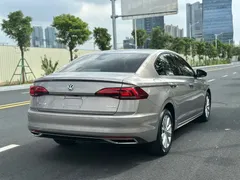 2020 Volkswagen Bora 1.5L AT Elite — фото 12