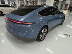 2022 Nio ET5 75kWh, синий — фото 4