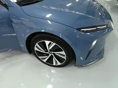 2022 Nio ET5 75kWh, синий — фото 13