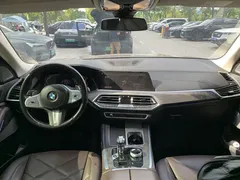 2022 BMW X5 30Li Premium M Sport Package, чёрный — фото 6