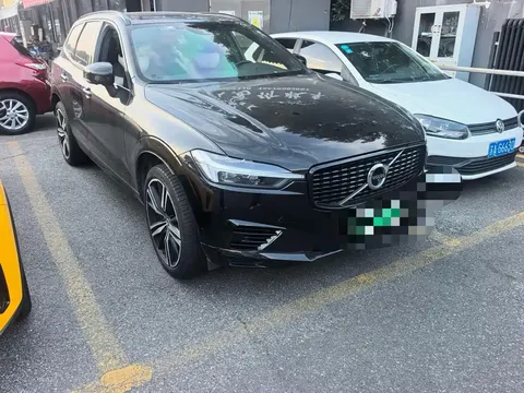2021 Volvo XC60 T8 PHEV Sport