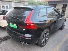 2021 Volvo XC60 T8 PHEV Sport, чёрный — фото 4