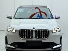 2023 BMW X1 X Design Package, белый — фото 3