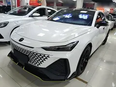 2022 Changan UNI-V 2.0T, белый — фото 2
