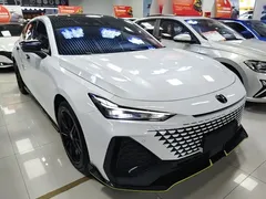 2022 Changan UNI-V 2.0T, белый — фото 4