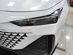 2022 Changan UNI-V 2.0T, белый — фото 24
