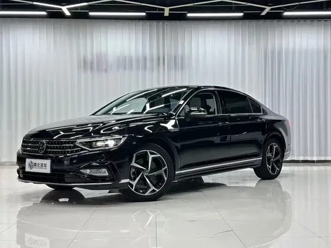 2023 Volkswagen Magotan 330TSI DCT Luxury