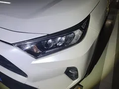 2022 Toyota RAV4 2.0L CVT 2WD Fashion Plus, белый — фото 5