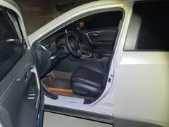 2022 Toyota RAV4 2.0L CVT 2WD Fashion Plus, белый — фото 9