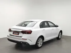 2021 Geely Emgrand UP 1.5L MT Luxury, белый — фото 2