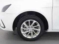 2021 Geely Emgrand UP 1.5L MT Luxury, белый — фото 17