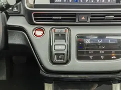 2022 Honda Odyssey 2.0L e:HEV Rui, белый — фото 13