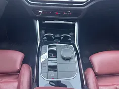 2023 BMW 3 Series 320Li M Sport Package, белый — фото 8