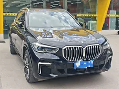 2022 BMW X5 40Li Premium M Sport Package, чёрный — фото 2