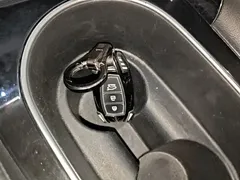 2021 Hyundai Elantra 1.5L CVT LUX Premium, белый — фото 9