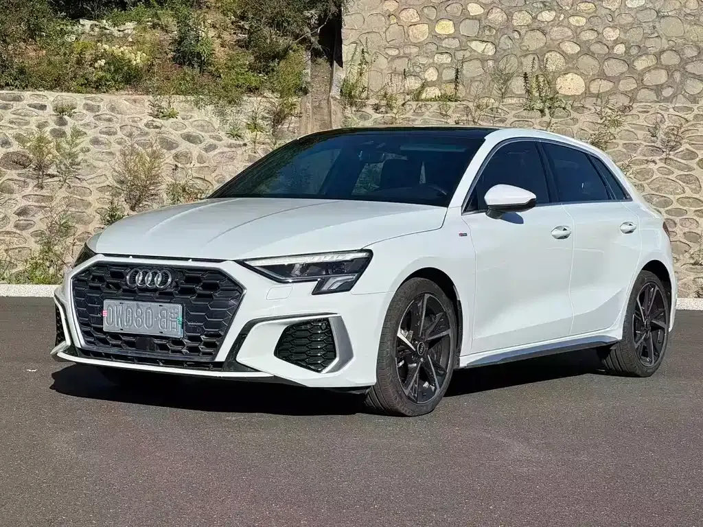 2022 Audi A3 Sportback 35 TFSI Fashion Sport