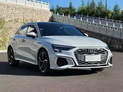 2022 Audi A3 Sportback 35 TFSI Fashion Sport, белый — фото 3