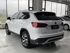 2022 Volkswagen Tayron 280TSI 2WD Luxury, белый — фото 4