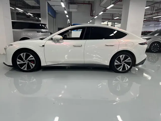 2022 Nio ET5 75kWh