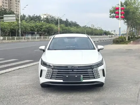 2023 BYD Destroyer 05 Champion DM-i PHEV 120KM Premium