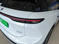2023 Nio ES6 75kWh, белый — фото 24