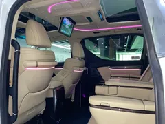 2021 Toyota Alphard Hybrid 2.5L Premium, белый — фото 15