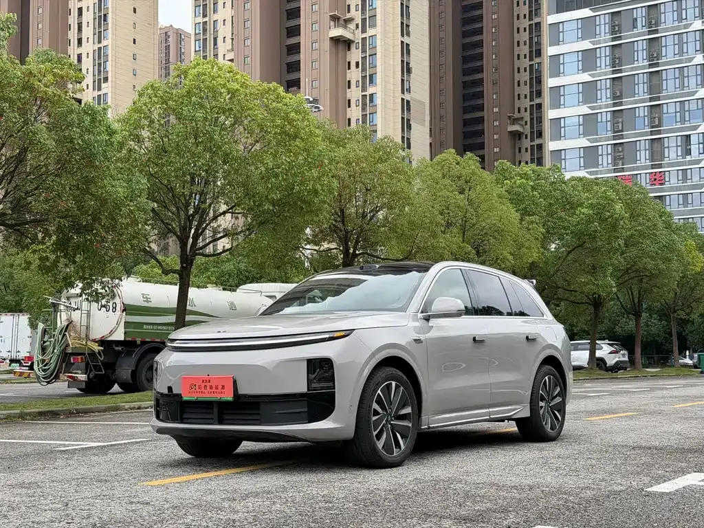 2025 Li Auto L6 Max