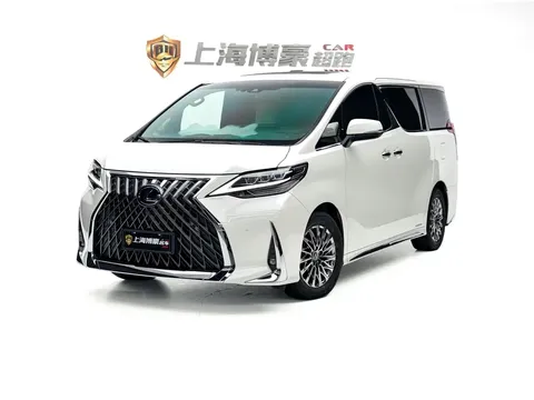 2020 Lexus LM 300h 4