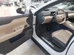 2024 Nio ET7 75kWh Executive, белый — фото 16