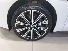 2024 Nio ET7 75kWh Executive, белый — фото 23