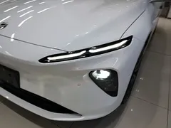 2024 Nio ET7 75kWh Executive, белый — фото 24