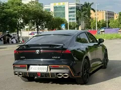 2022 Changan UNI-V 1.5T Sport, чёрный — фото 9