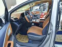 2021 Toyota Sienna 2.5L Hybrid Comfort — фото 4