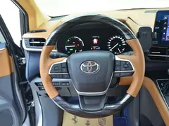 2021 Toyota Sienna 2.5L Hybrid Comfort — фото 10