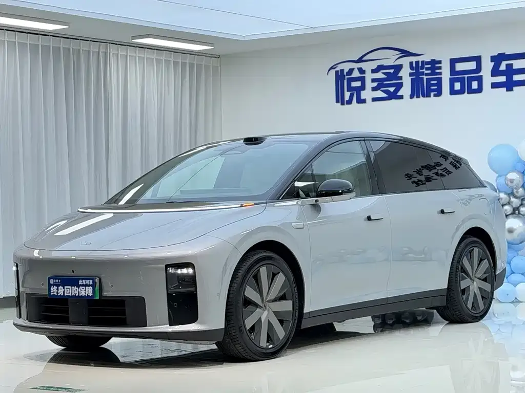 2025 Li Auto i6 4WD Standard