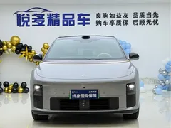 2025 Li Auto i6 4WD Standard — фото 2