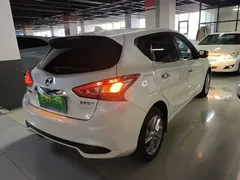 2021 Nissan Tiida 1.6L CVT, белый — фото 7