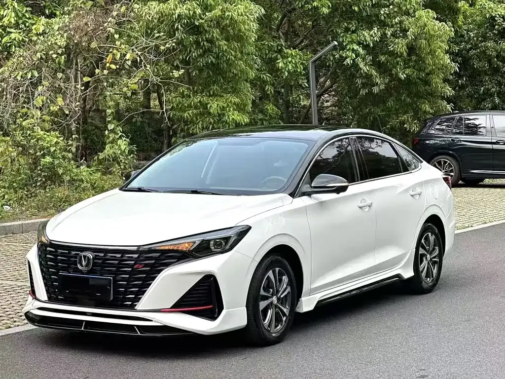 2023 Changan Eado PLUS 1.4T GDI DCT Premium
