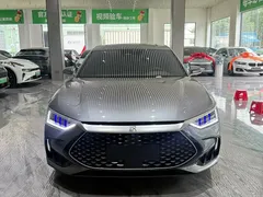 2022 BYD Han PHEV 121KM Premium — фото 3