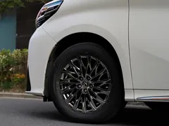 2020 Lexus LM 300h 4, белый — фото 5
