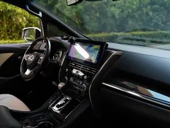 2020 Lexus LM 300h 4, белый — фото 13