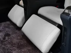 2020 Lexus LM 300h 4, белый — фото 17