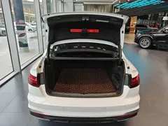 2022 Audi A4L 40 TFSI Fashion Dynamic, белый — фото 11