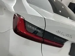 2023 BMW 3 Series 325Li M Sport Package, белый — фото 21