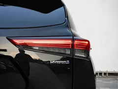 2021 Toyota Crown Kluger 2.5L Hybrid 4WD Flagship, чёрный — фото 10