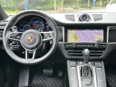 2021 Porsche Macan 2.0T, чёрный — фото 7