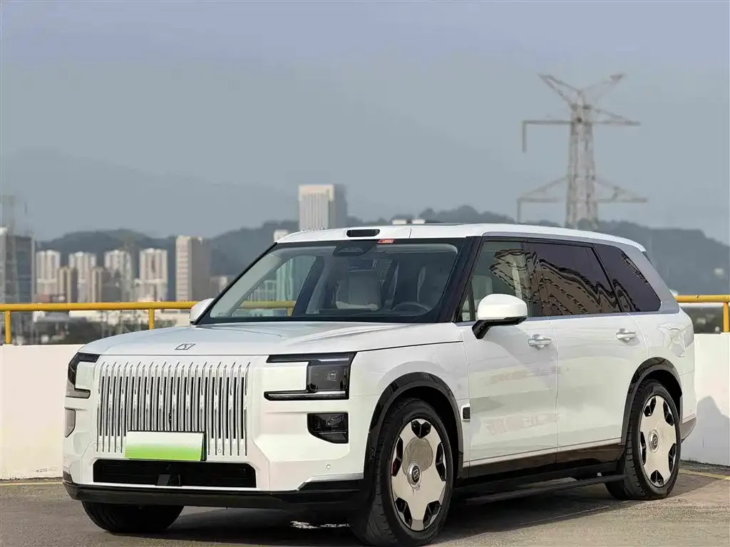 2025 Zeekr 9X Hyper 70kWh 6-seat