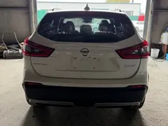 2022 Nissan Qashqai 2.0L CVT XV Prem Luxury, белый — фото 17